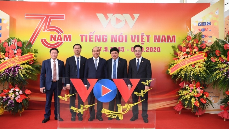 VOV honoured with Labour Order on 75th founding anniversary